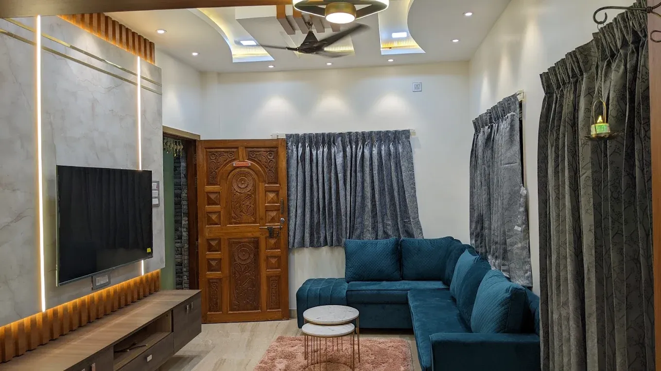 Gypsum False Ceiling Grid Lights in Vashi